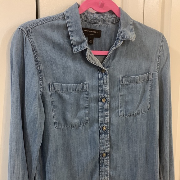 Banana Republic Button Down Shirt Women XS Petite Blue Chambray Long Sleeve - Picture 6 of 8